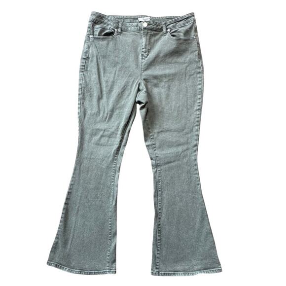 ARULA women's flare Jeans, size 14, stretchy & comfy, Green/Olive/Gray - Picture 1 of 9